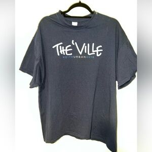 Keith Urban t shirt size L- XL The Ville 2016 tour navy blue short sleeve.